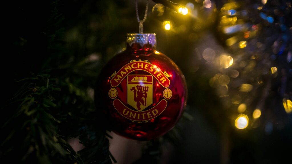 Here's one of the best soccer gift ideas: a Manchester United Christmas ball! Image by leyvaine Davids via www.unsplash.com